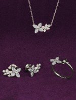 Серьги из белого золота 585 пробы c бриллиантами