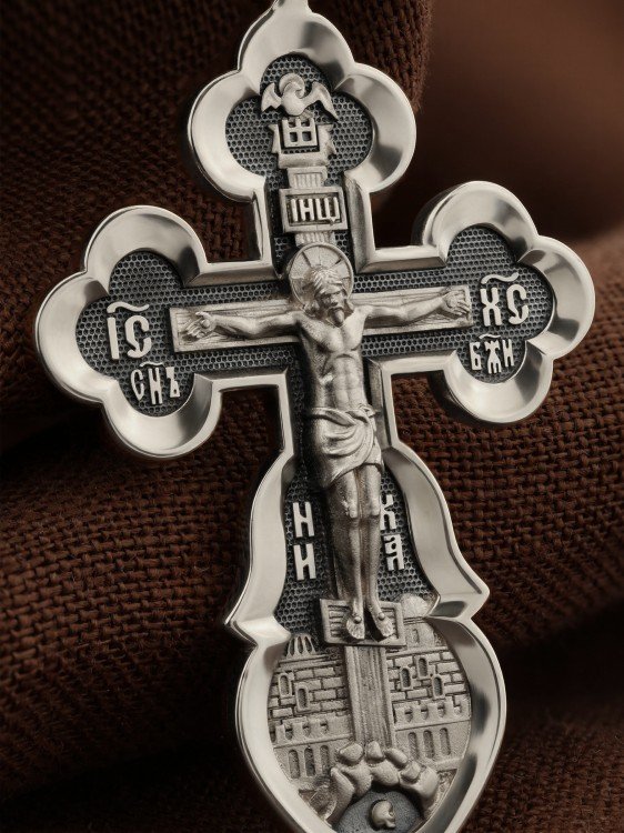 Крест из белого золота