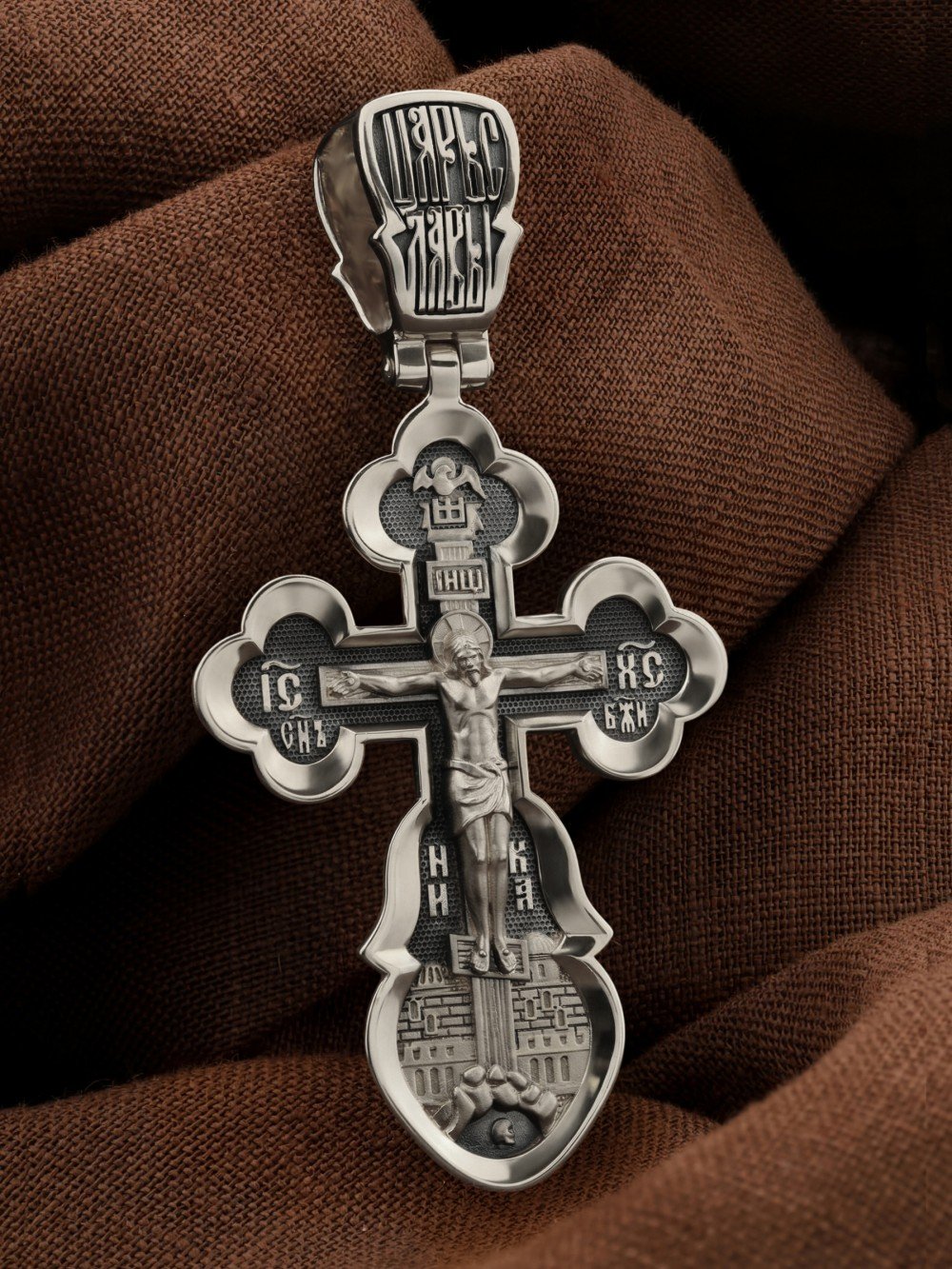 Крест из белого золота