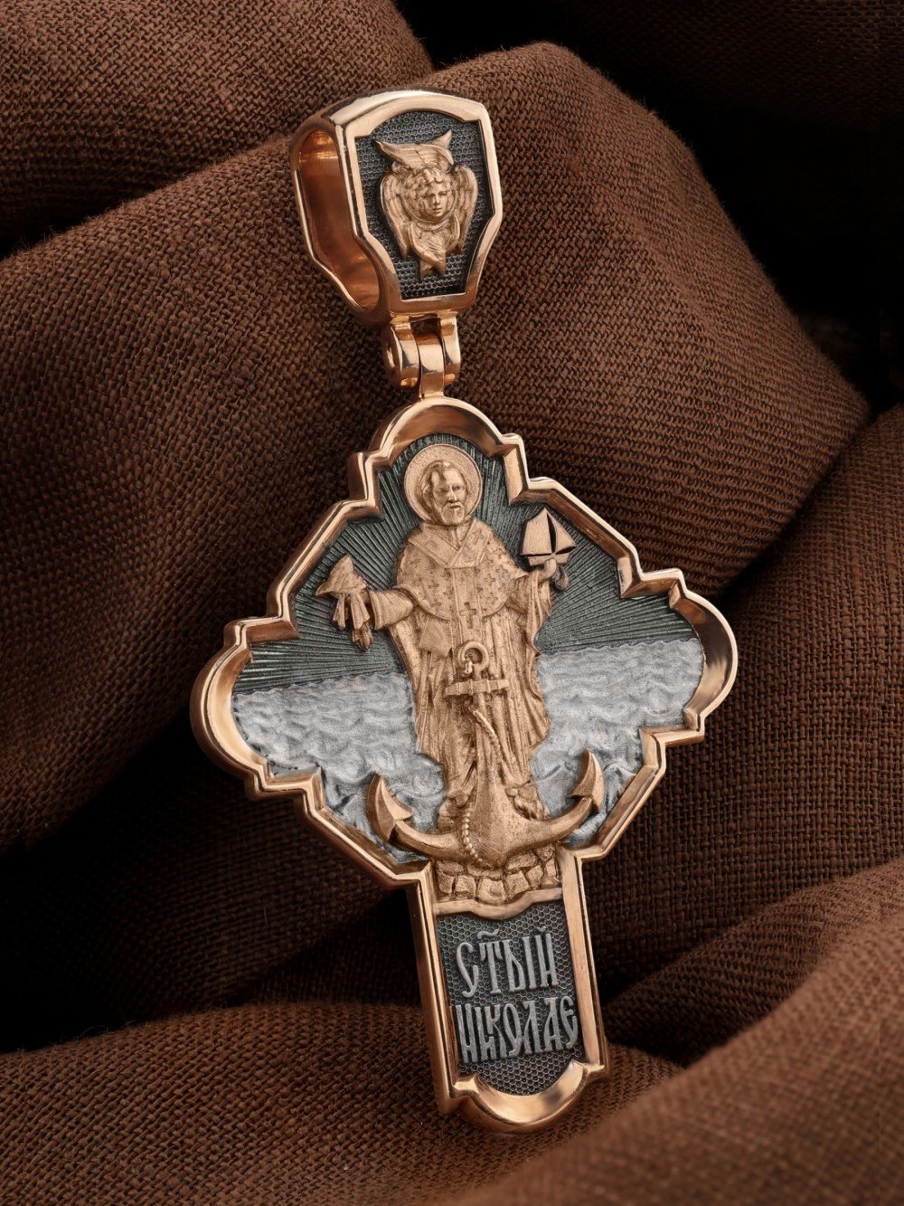 Крест из золота