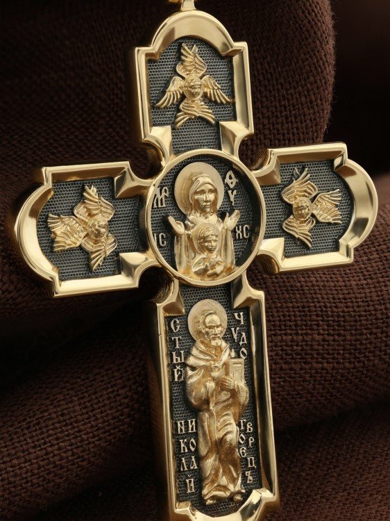 Крест из лимонного золота