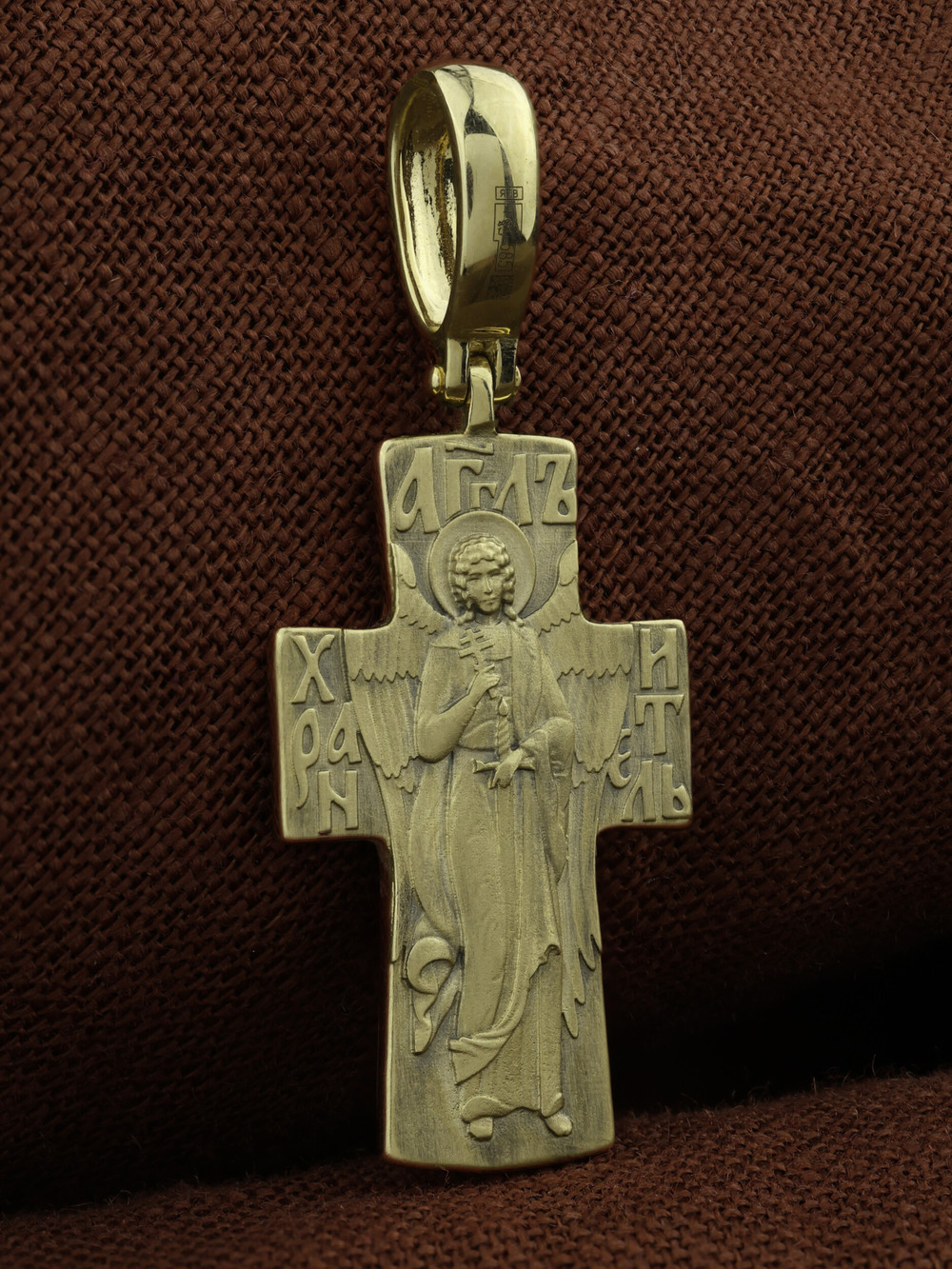 Крест из зелёного золота