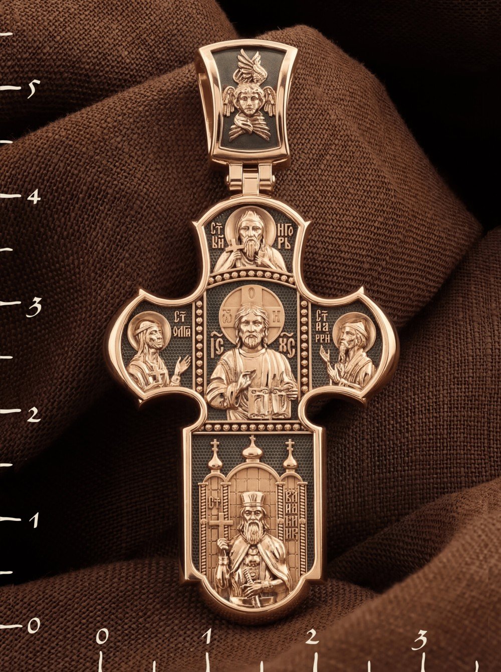 Крест из золота