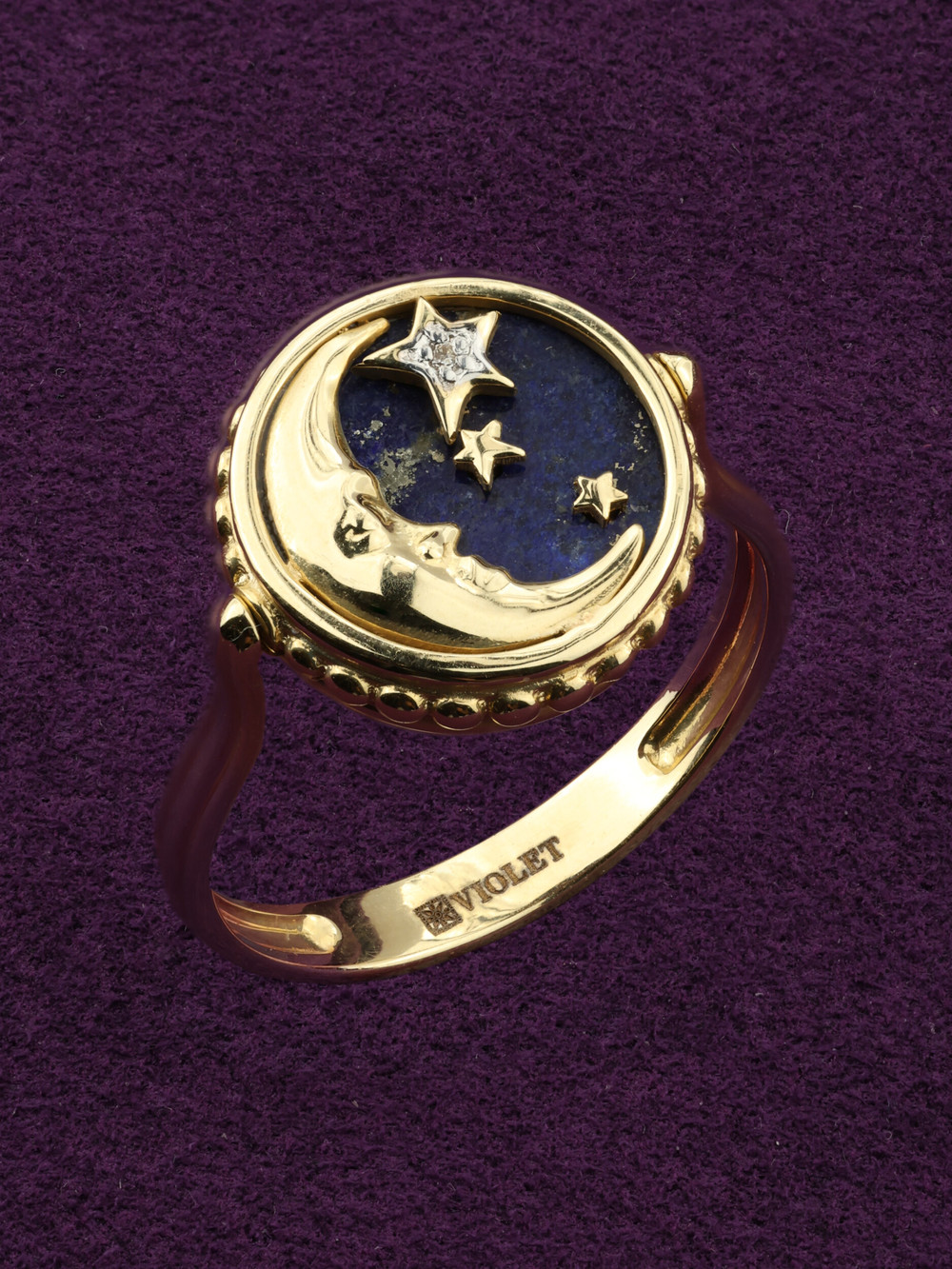 Кольцо из лимонного золота c бриллиантами, лазуритом и перламутром