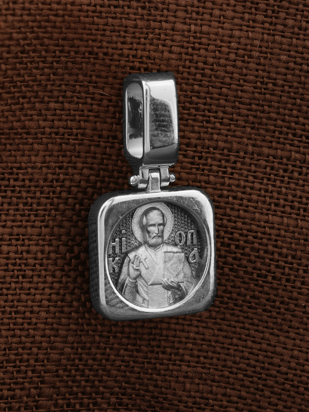 Образок из белого золота