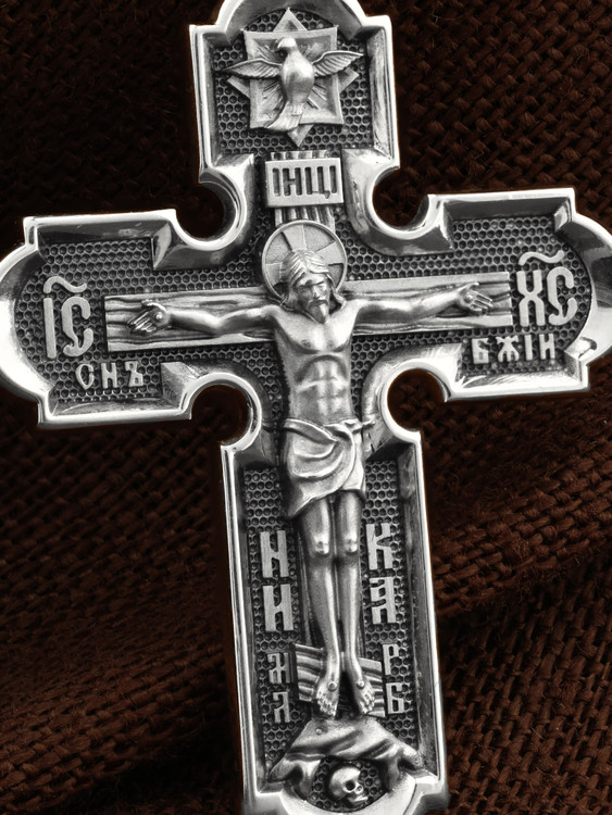 Крест из белого золота