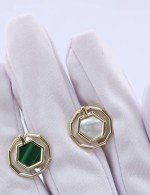 Серьги из лимонного золота 585 пробы c малахитом и перламутром