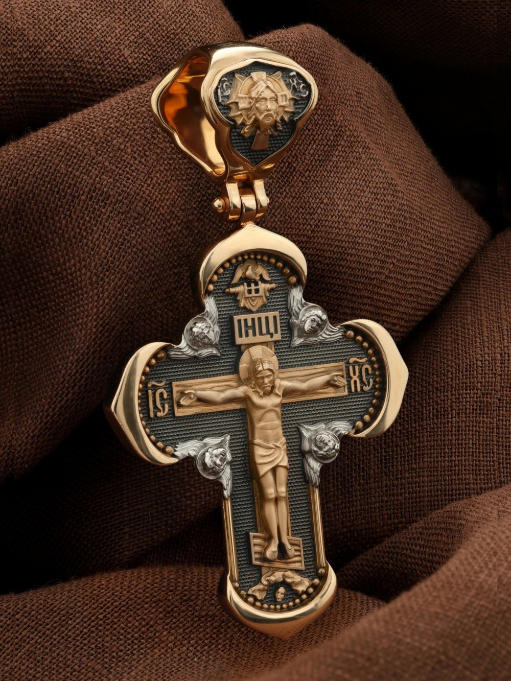 Крест из золота