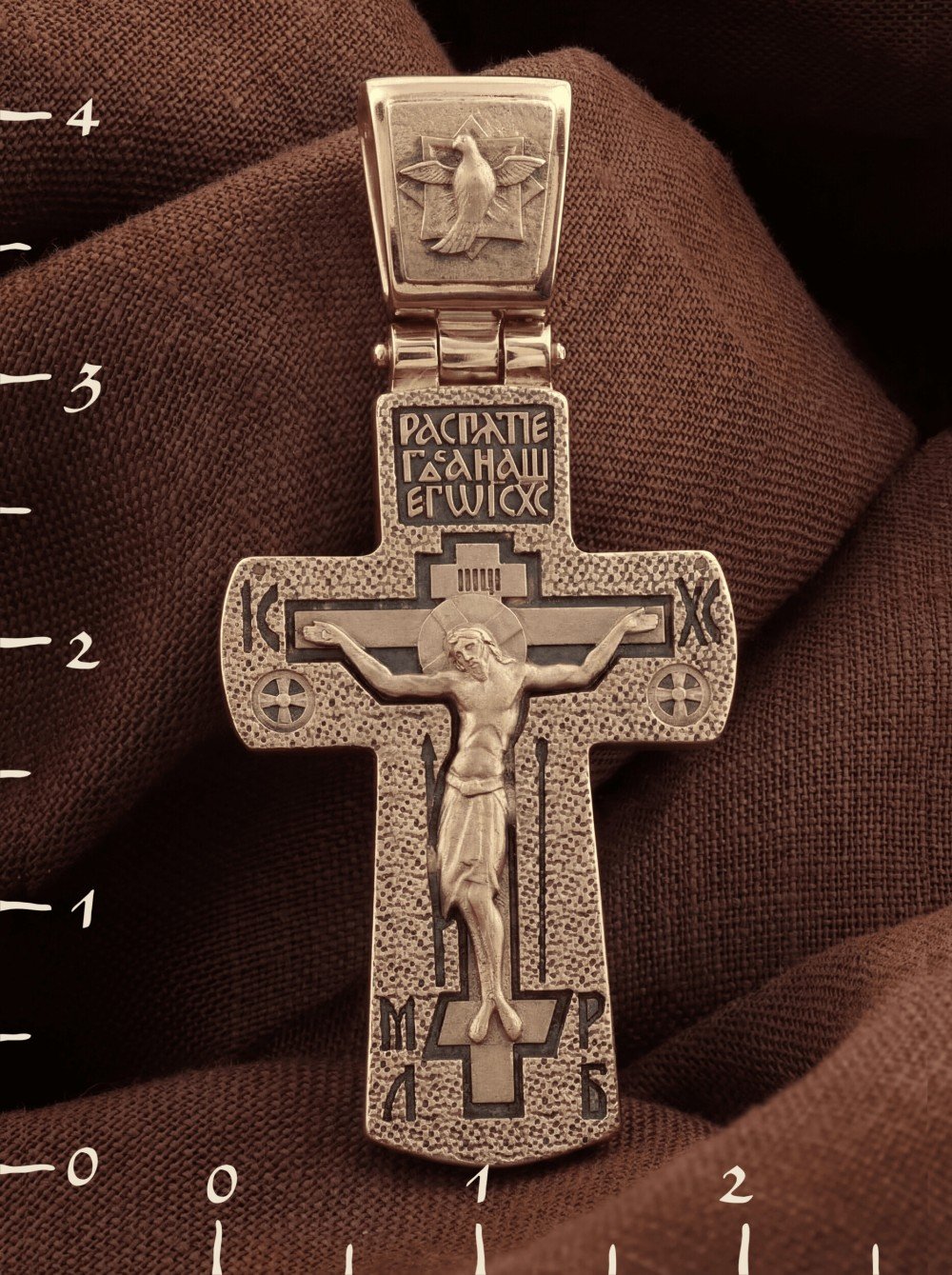 Крест из золота