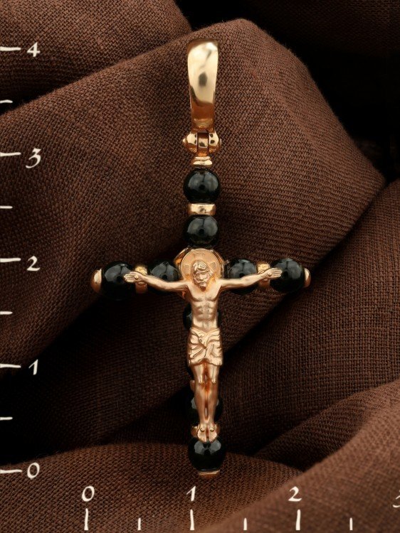 Крест из золота c ониксом