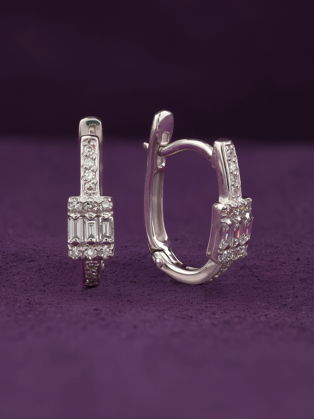 Серьги из белого золота c бриллиантами