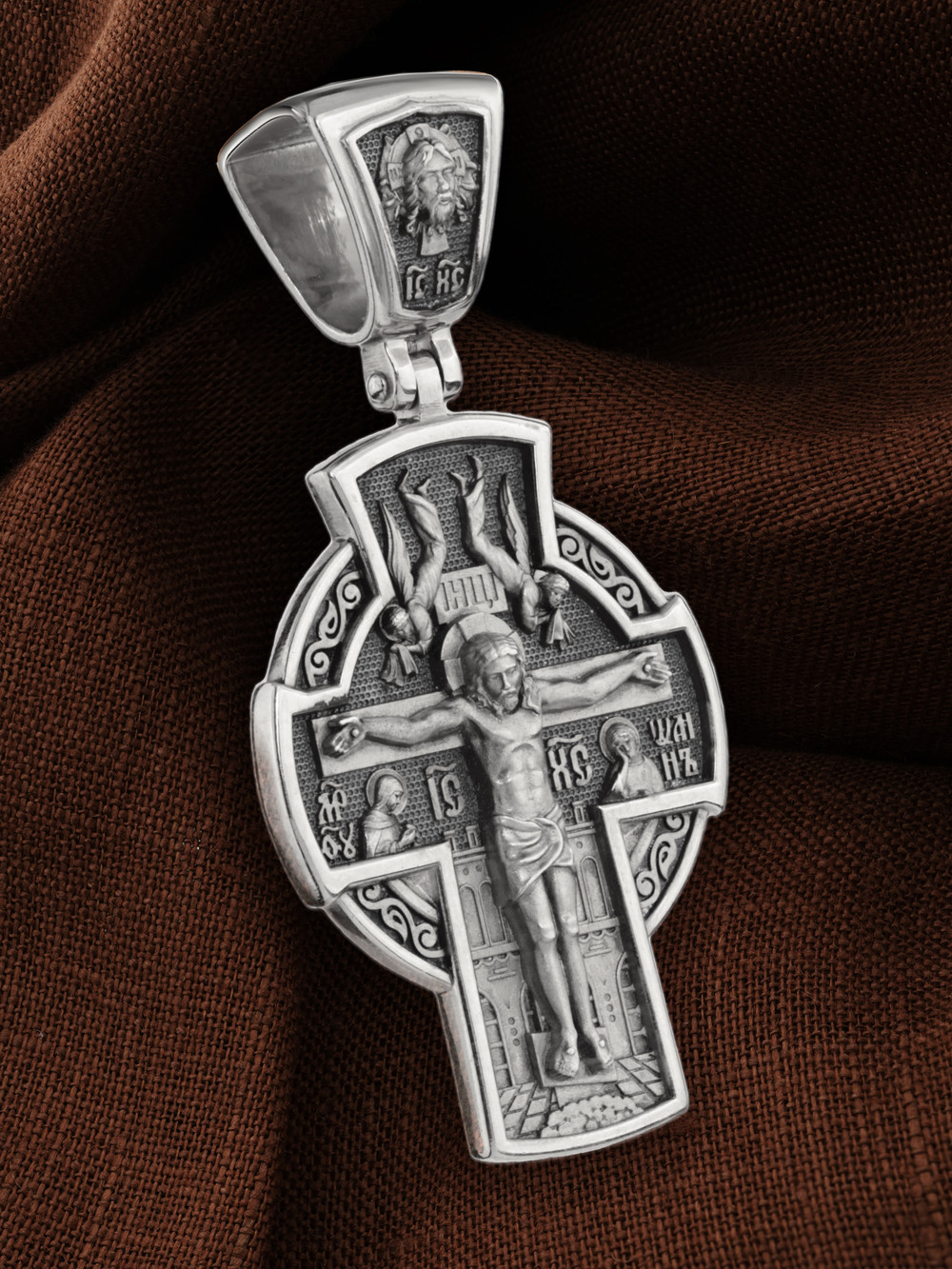 Крест из белого золота