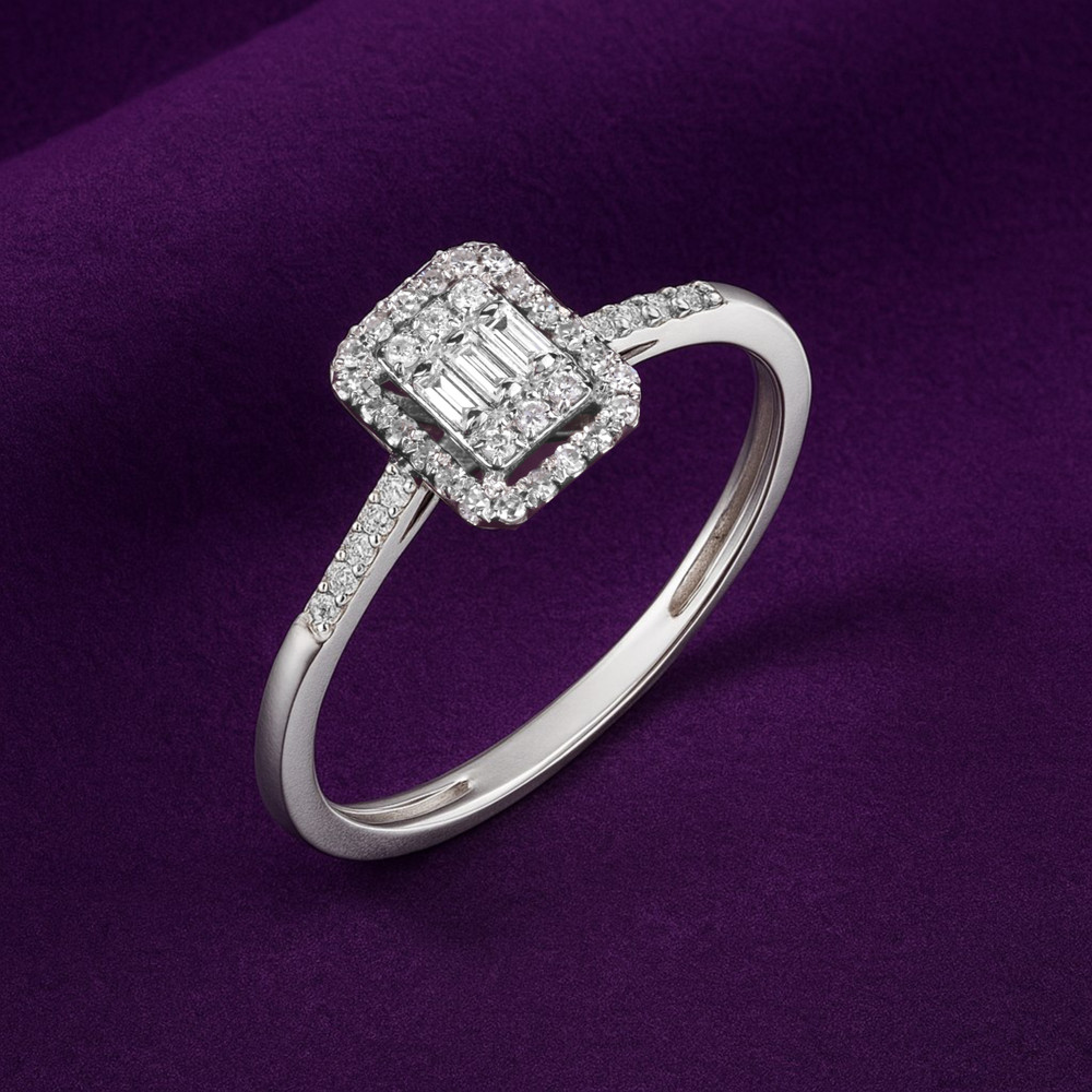 Кольцо из белого золота c бриллиантами