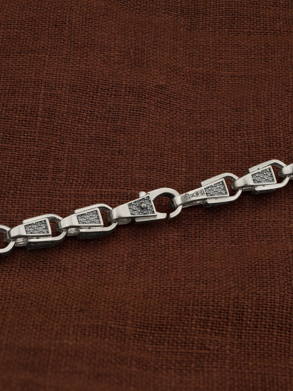 Цепь из белого золота