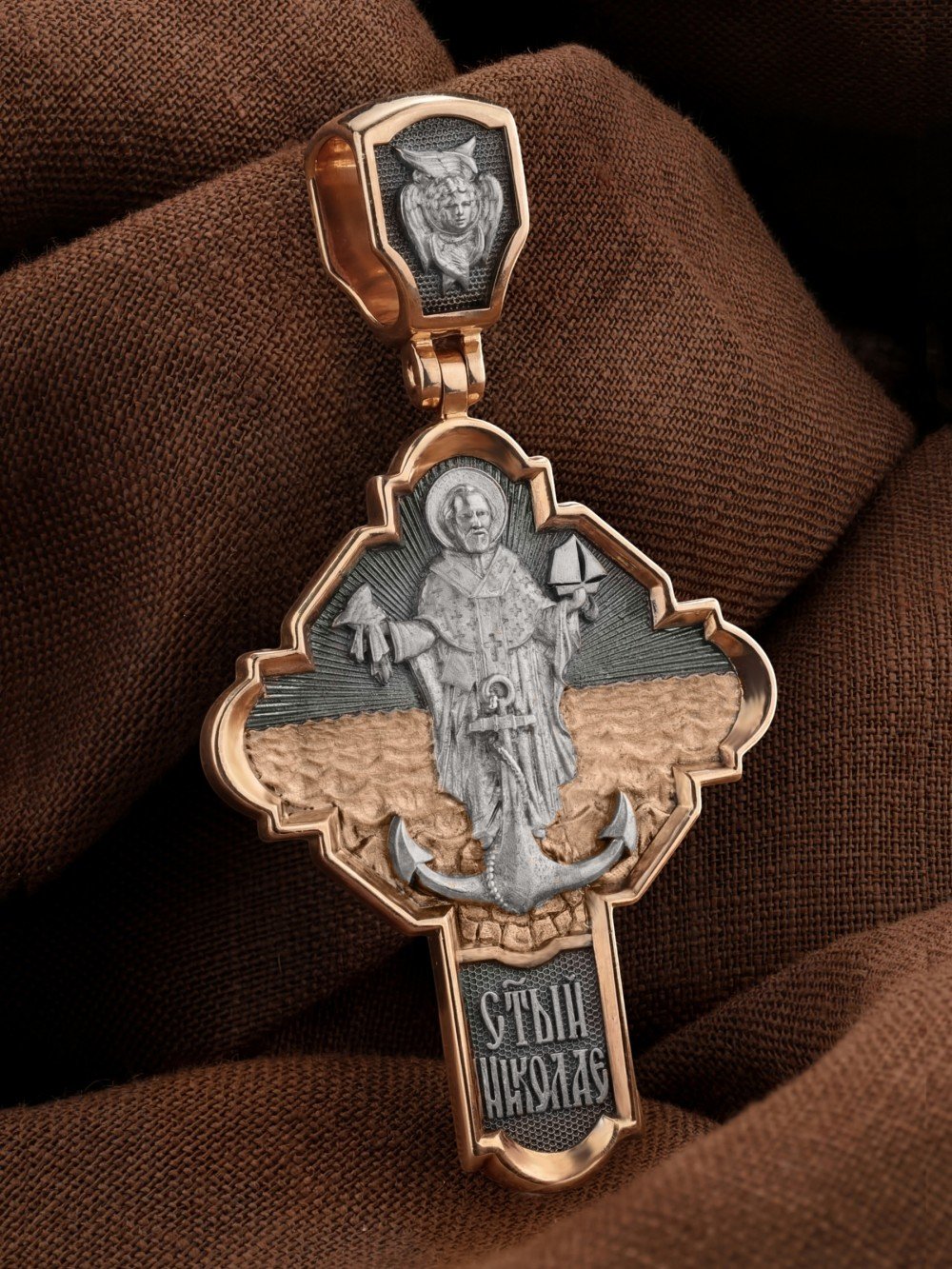 Крест из золота