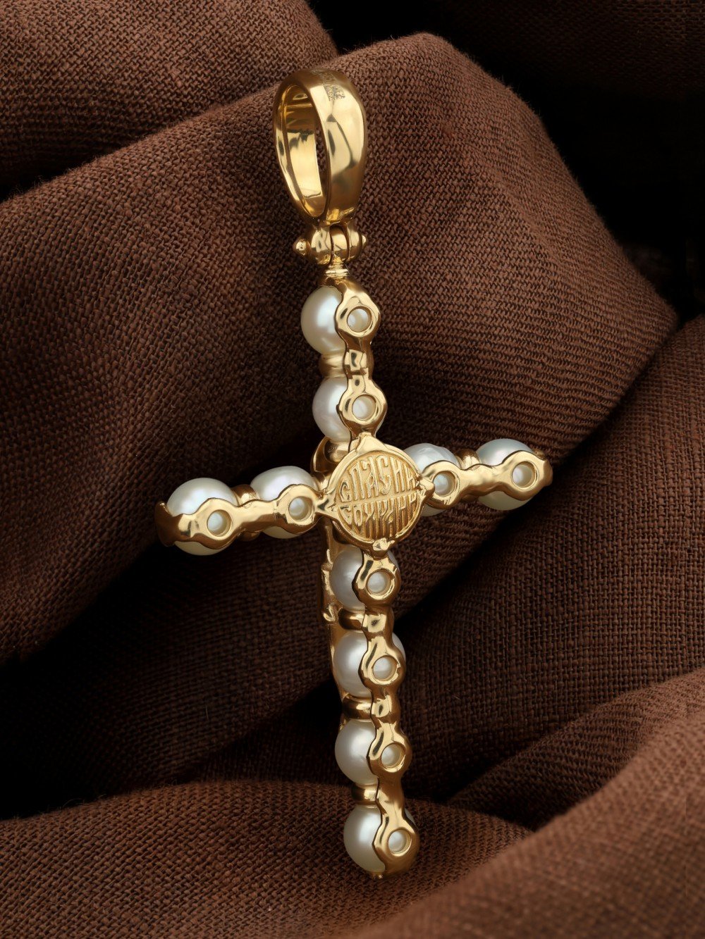 Крест из лимонного золота c жемчугом