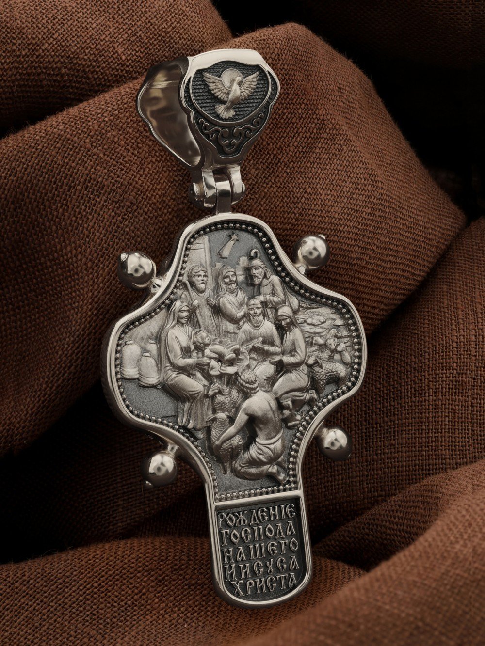 Крест из белого золота