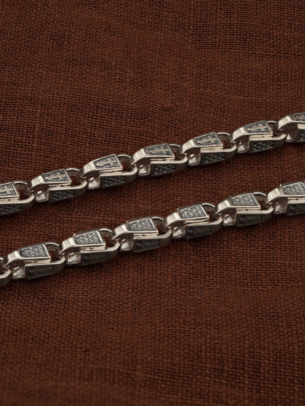 Цепь из белого золота