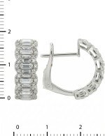 Серьги из белого золота 585 пробы c бриллиантами