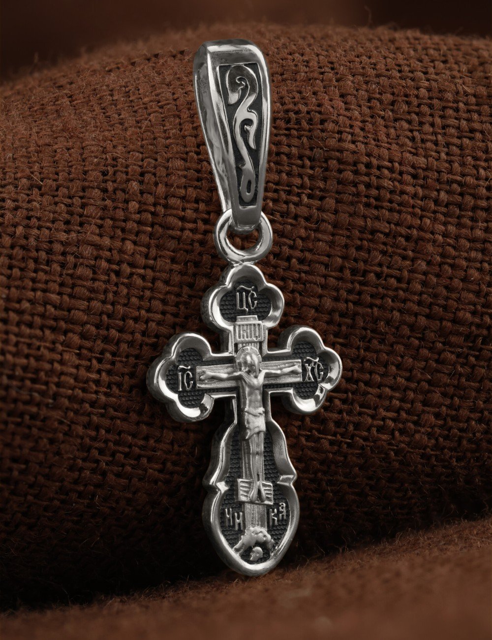 Крест из белого золота 585 пробы