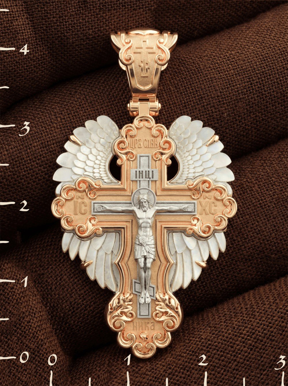 Крест из золота c перламутром