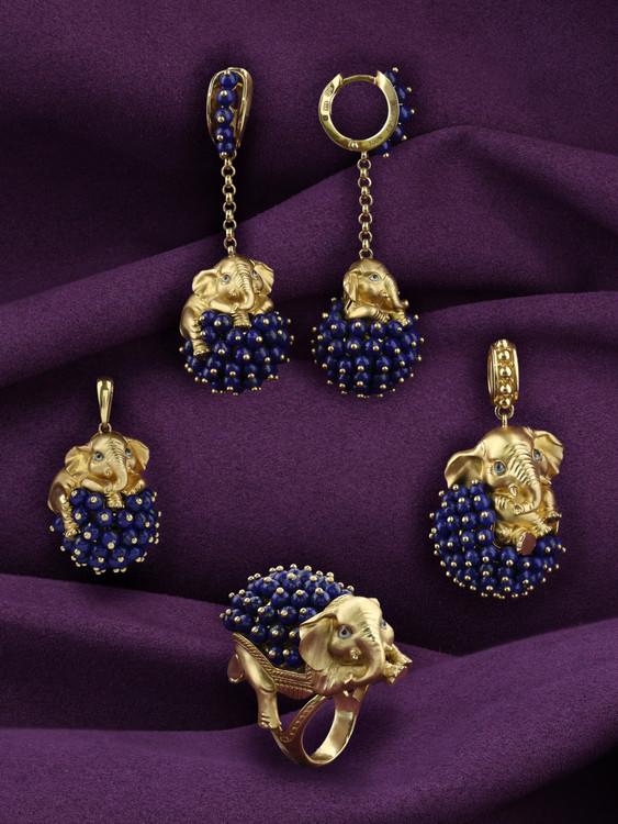 Подвеска из лимонного золота c эмалью и лазуритом