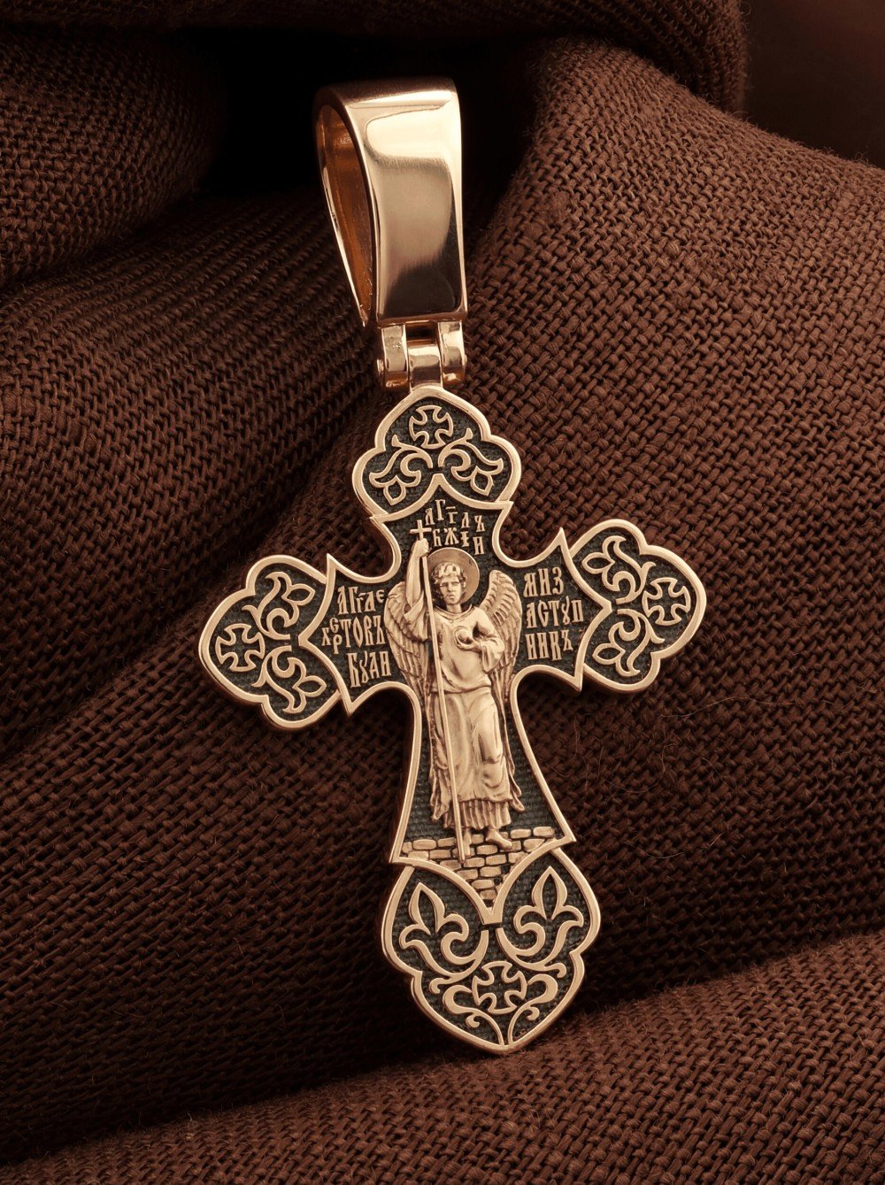 Крест из золота