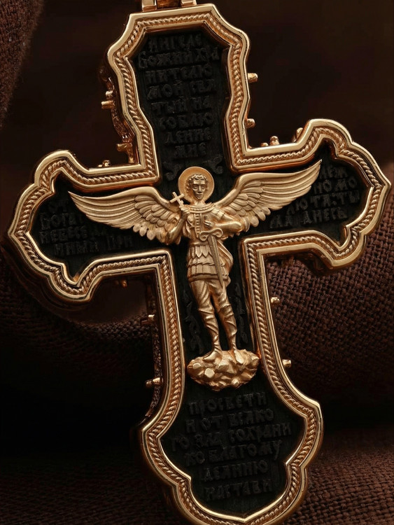 Крест из золота c эбеновым деревом