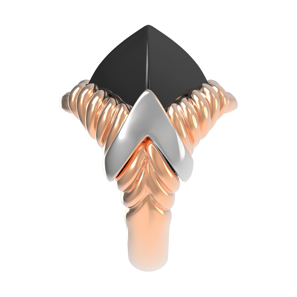 Кольцо из золота c ониксом