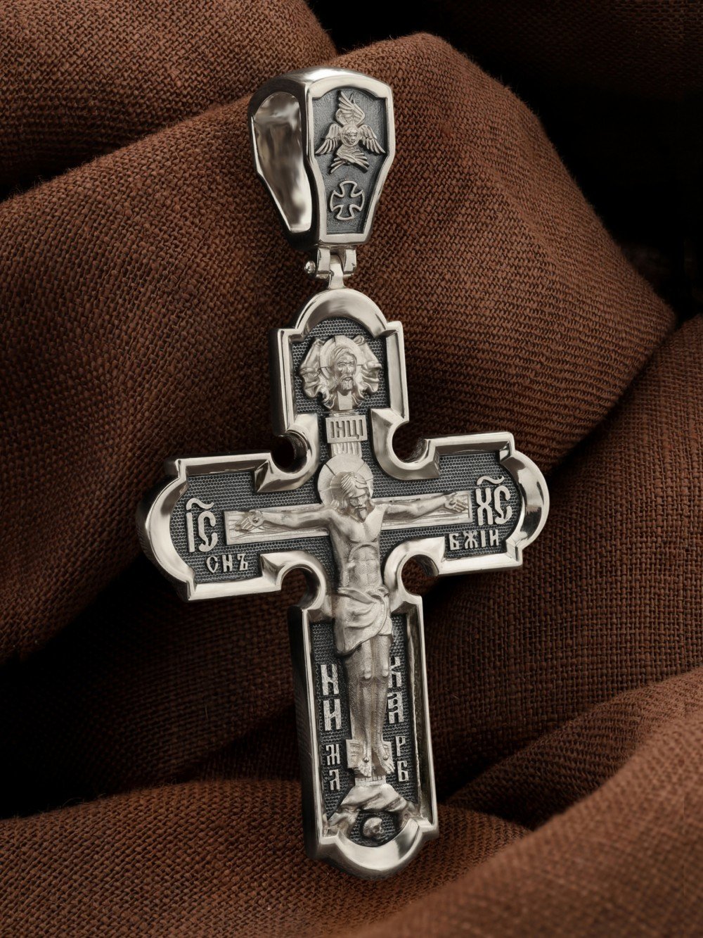 Крест из белого золота