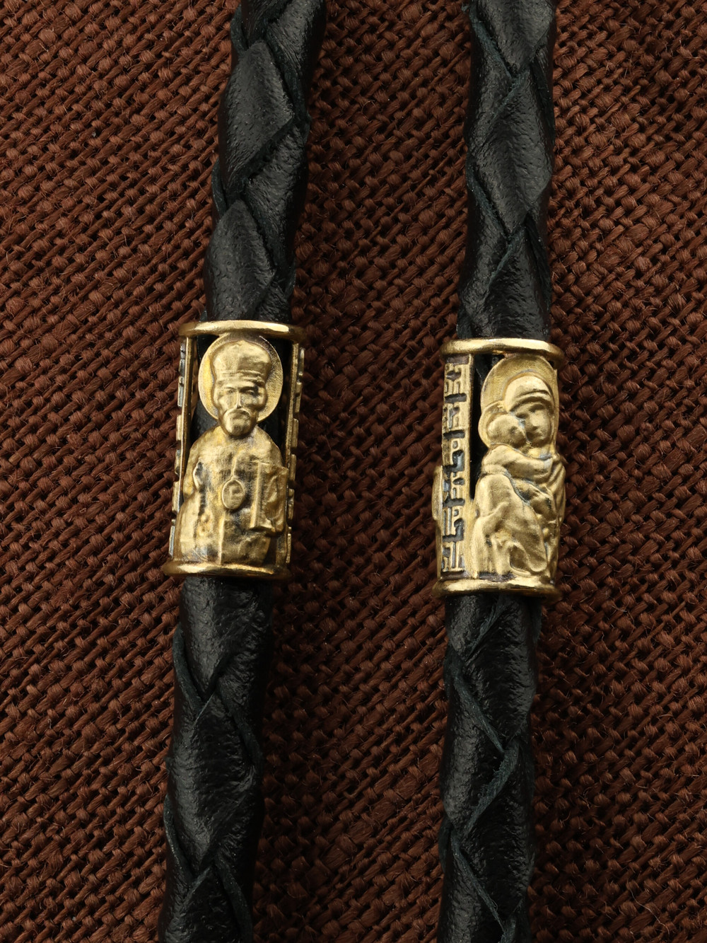 Гайтан из лимонного золота c кожаным шнурком