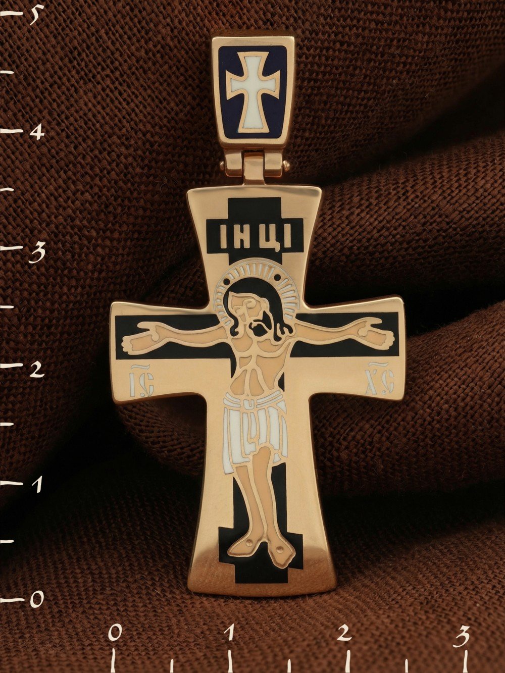 Крест из золота c эмалью