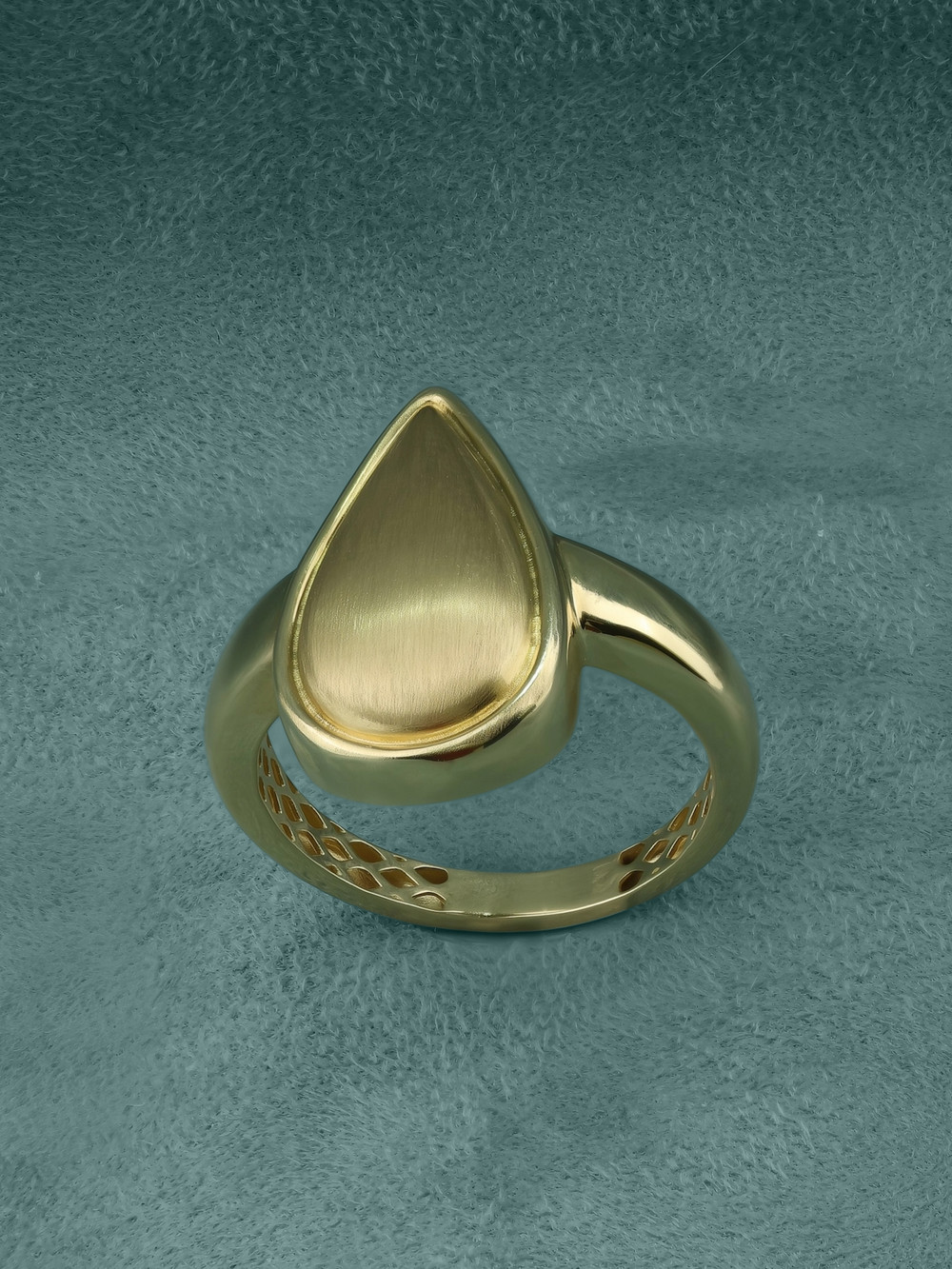 Кольцо из лимонного золота