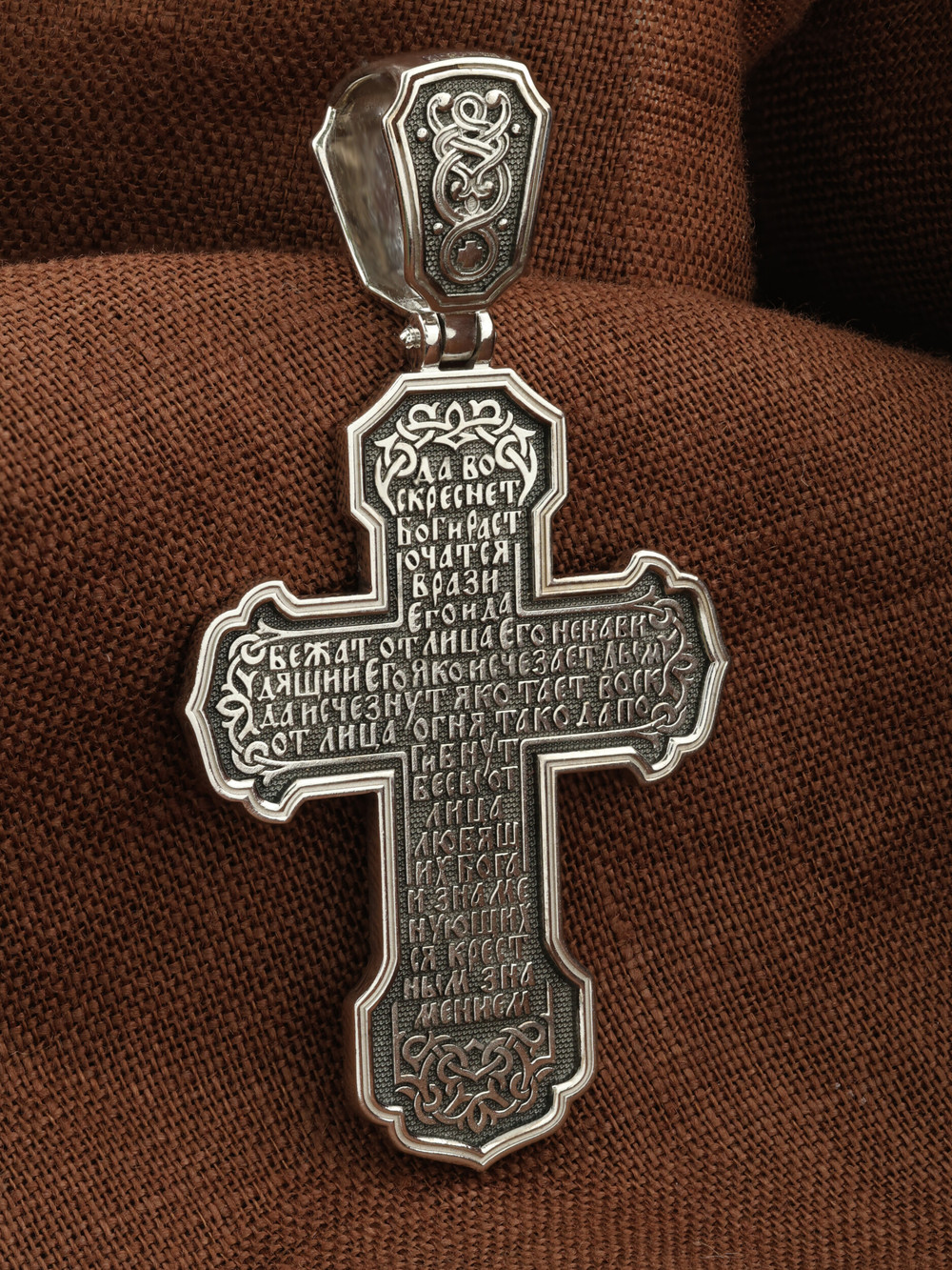 Крест из белого золота