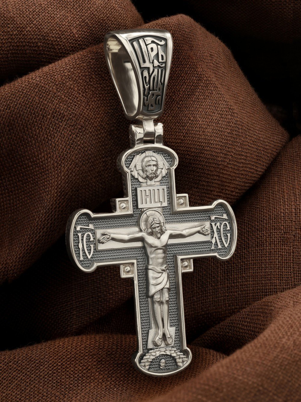 Крест из белого золота