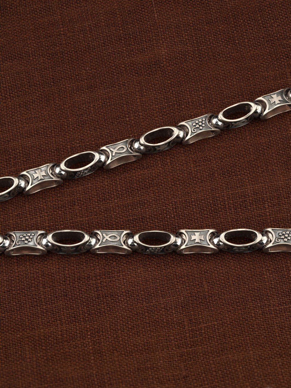 Цепь из белого золота