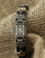 Браслет из серебра 925 пробы и золота 750 пробы c кожаным шнурком и ониксом