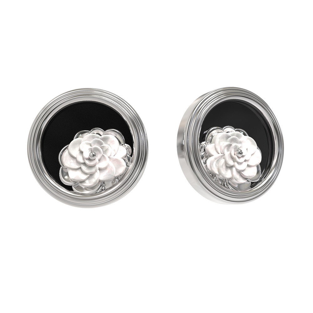 Серьги из белого золота c ониксом и перламутром