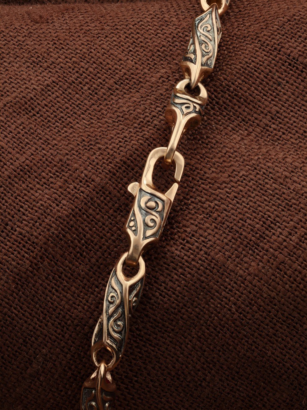 Браслет из золота