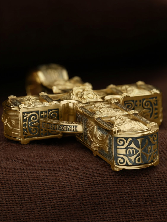 Крест из лимонного золота c эбеновым деревом