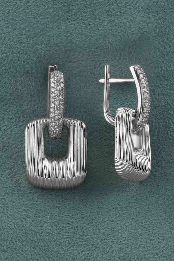 Серьги из белого золота c бриллиантами