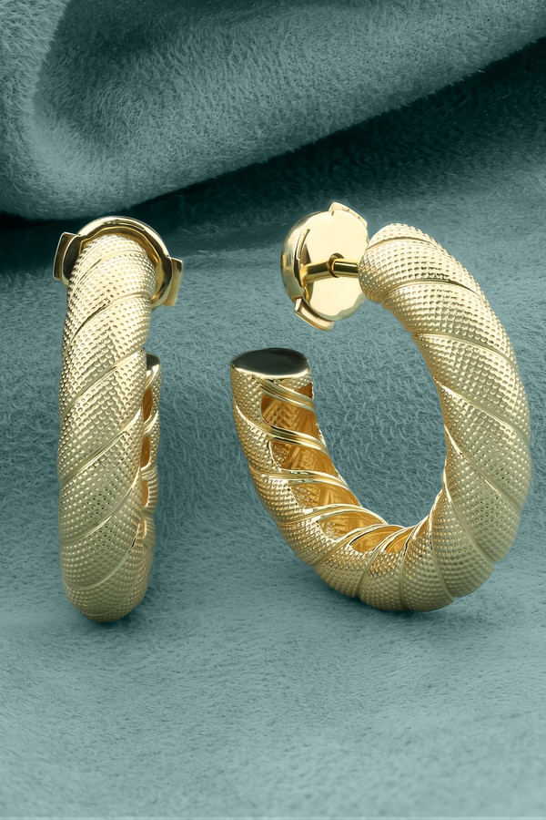 Серьги из лимонного золота