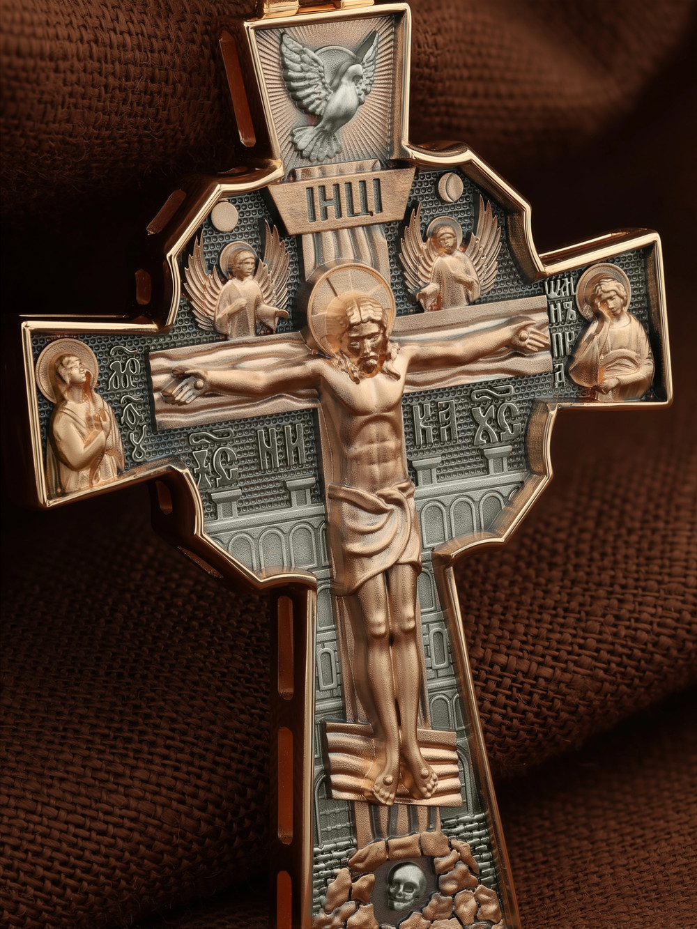 Крест из золота