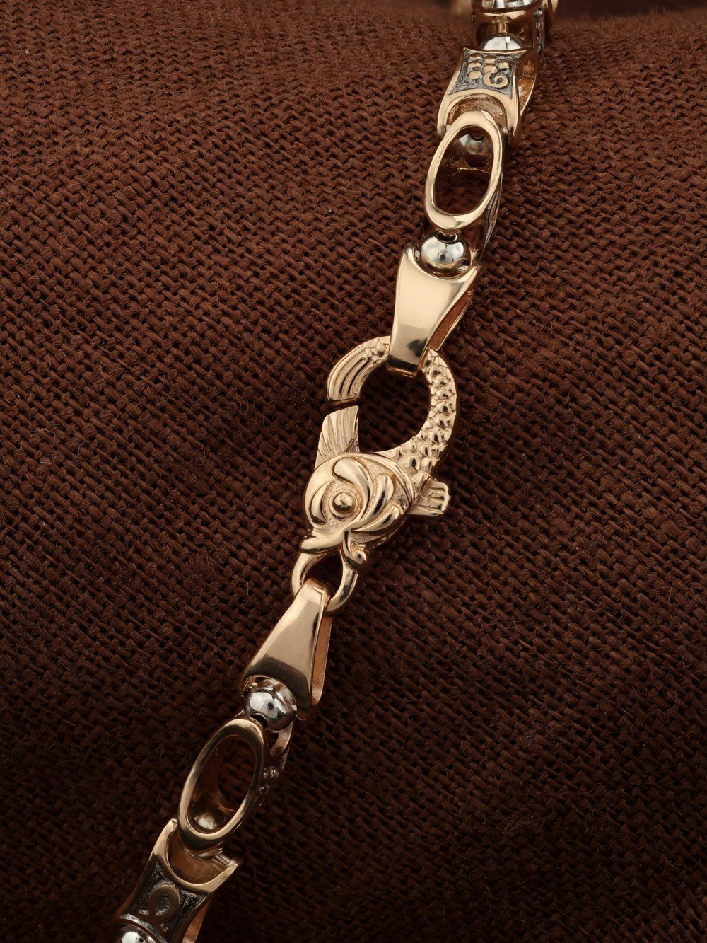 Браслет из золота