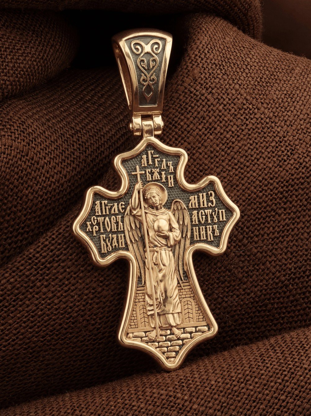 Крест из золота
