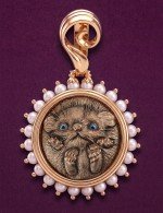 Подвеска из золота 585 пробы c эмалью и жемчугом