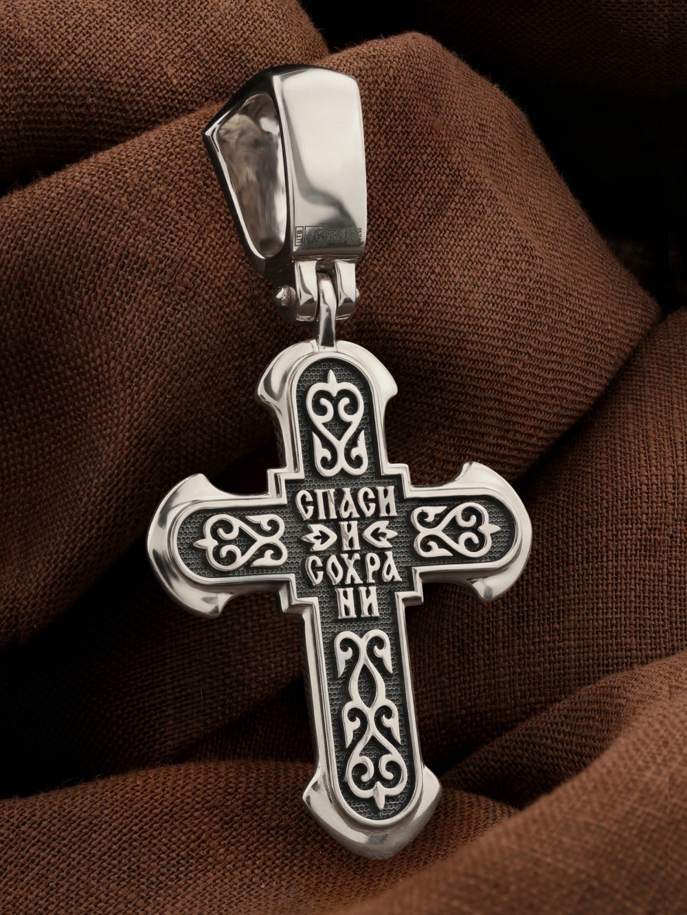 Крест из белого золота