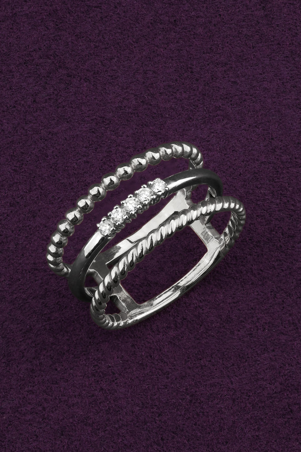 Кольцо из белого золота c бриллиантами