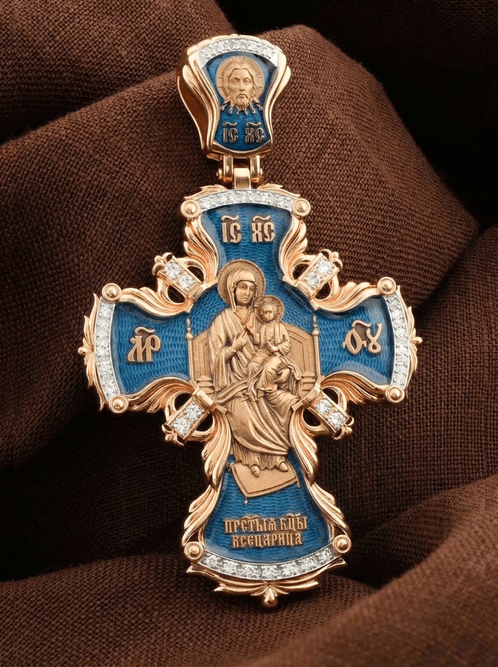 Крест из золота c эмалью и бриллиантами