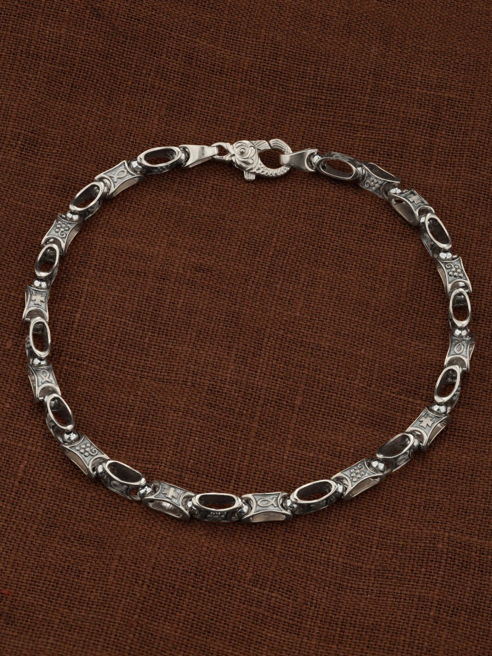 Браслет из белого золота